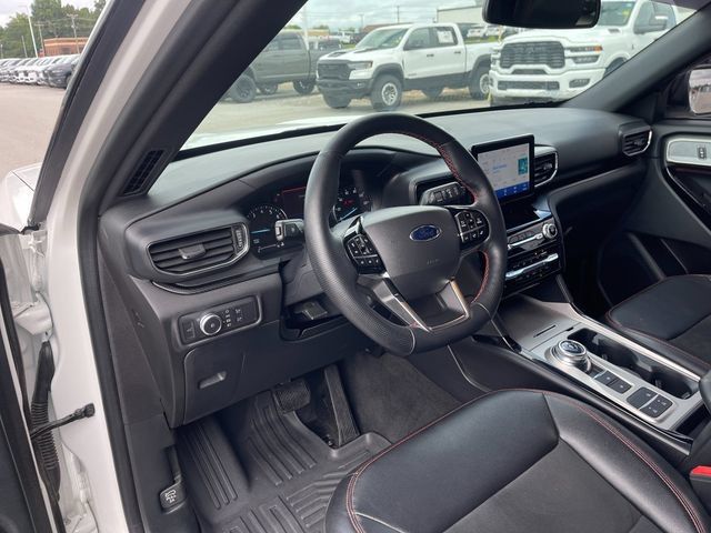 Used 2022 Ford Explorer ST-Line RWD image 11