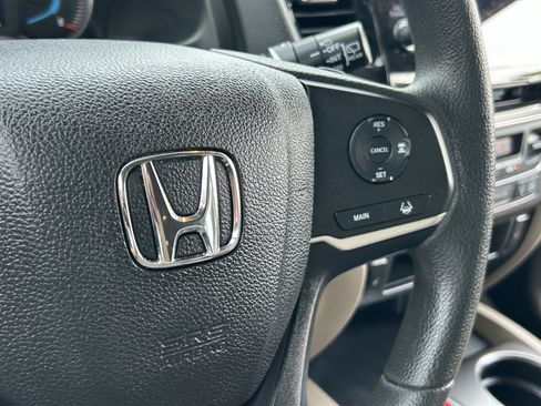 Used 2021 Honda Pilot EX image 29