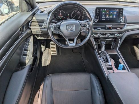 Used 2022 Honda Accord Sport image 9