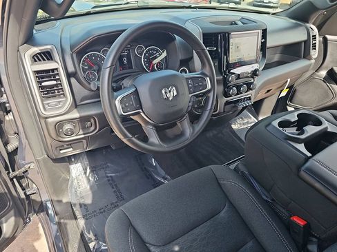New 2026 RAM 1500 Express AWD/4WD image 15