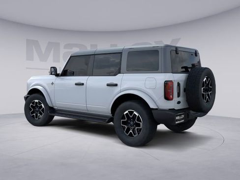 New 2026 Ford Bronco Outer Banks AWD/4WD image 4