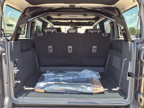 New 2026 Ford Bronco Raptor AWD/4WD image 22