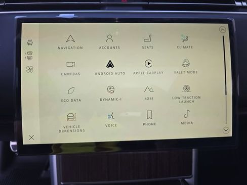 New 2026 Land Rover Range Rover SE image 14