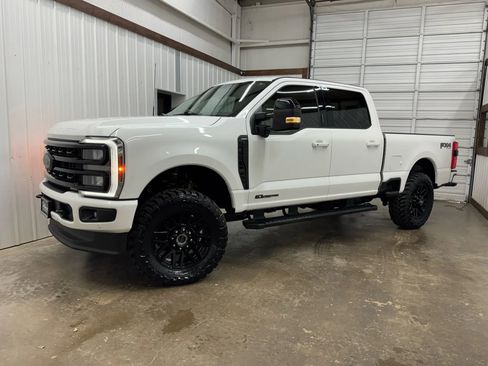 Used 2024 Ford F250 Lariat w/ Lariat Ultimate Package image 8