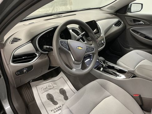 Used 2023 Chevrolet Malibu LT FWD image 10