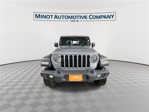 Certified 2020 Jeep Gladiator Sport image 3