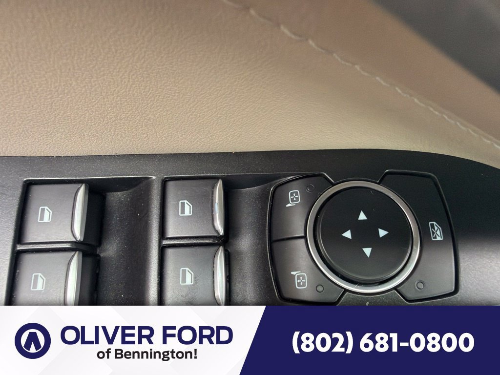 Used 2022 Ford Explorer XLT w/ Equipment Group 202A AWD/4WD image 42