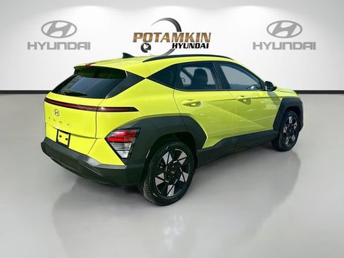 Certified 2025 Hyundai Kona SEL FWD image 5