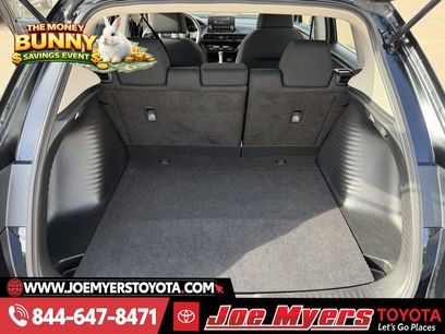 Used 2025 Honda HR-V LX