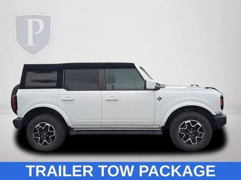 Used 2024 Ford Bronco Outer Banks AWD/4WD image 6