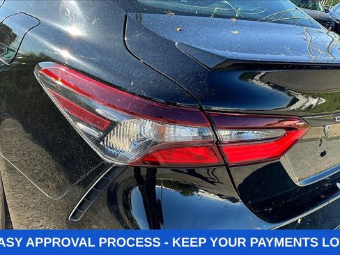 Used 2022 Toyota Camry SE FWD image 27