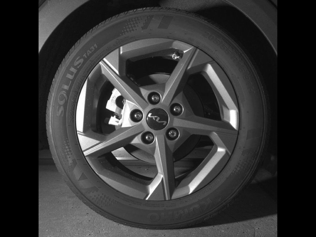 Used 2025 Kia K4 FWD image 3