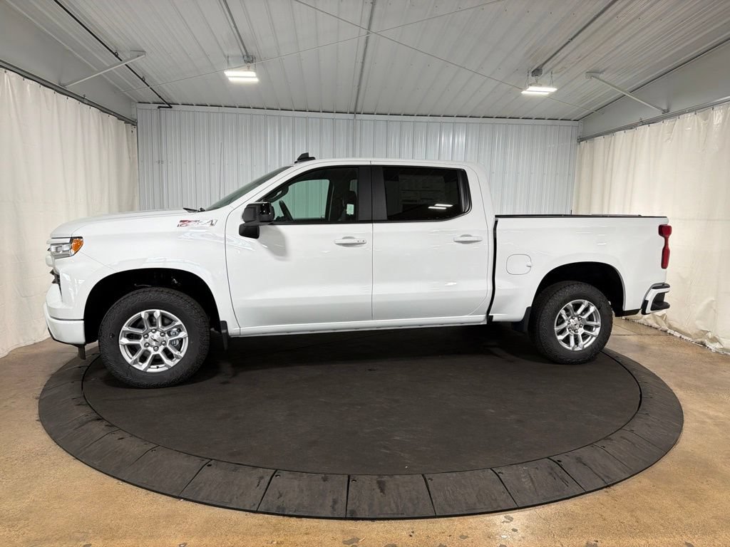 New 2026 Chevrolet Silverado 1500 RST AWD/4WD image 2