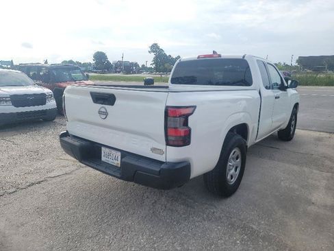 Used 2022 Nissan Frontier S RWD image 7