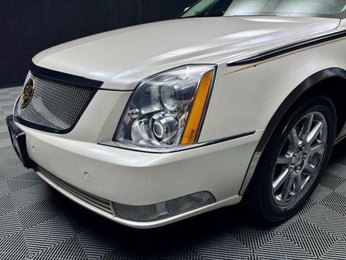 Used 2008 Cadillac DTS Performance FWD image 10