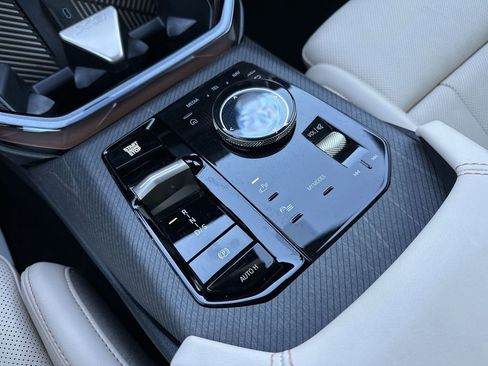 New 2025 BMW X3 xDrive30i w/ Convenience Package image 23