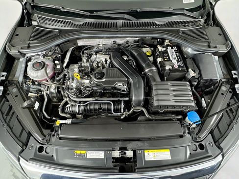 Used 2022 Volkswagen Jetta SE image 10