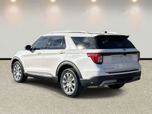 New 2026 Ford Explorer Platinum image 7
