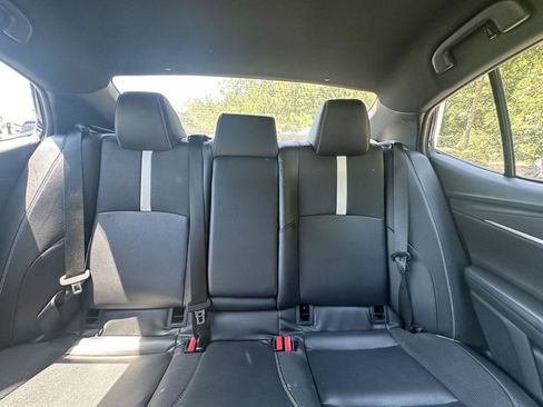 Used 2025 Toyota Camry SE FWD image 13