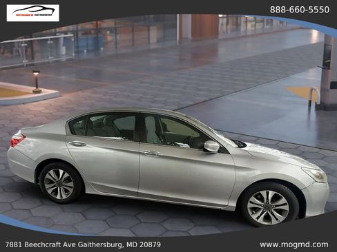 Used 2013 Honda Accord LX image 3