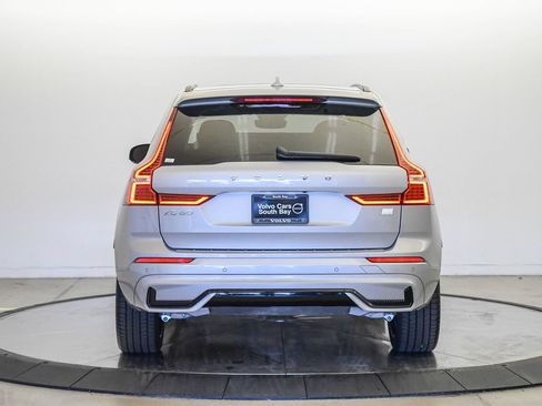 Certified 2023 Volvo XC60 T8 Ultimate AWD/4WD image 3
