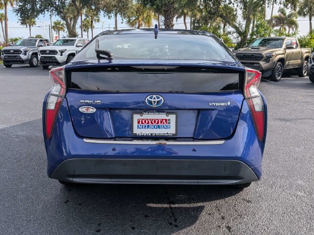 Used 2018 Toyota Prius Four w/ Advanced Technology Package FWD image 4