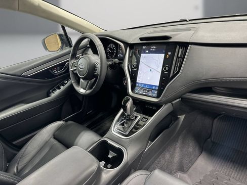 Used 2025 Subaru Outback Touring XT AWD/4WD image 16