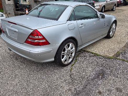 Used 2004 Mercedes-Benz SLK 320 image 3