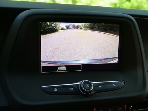 Used 2022 Chevrolet Camaro LT RWD image 13