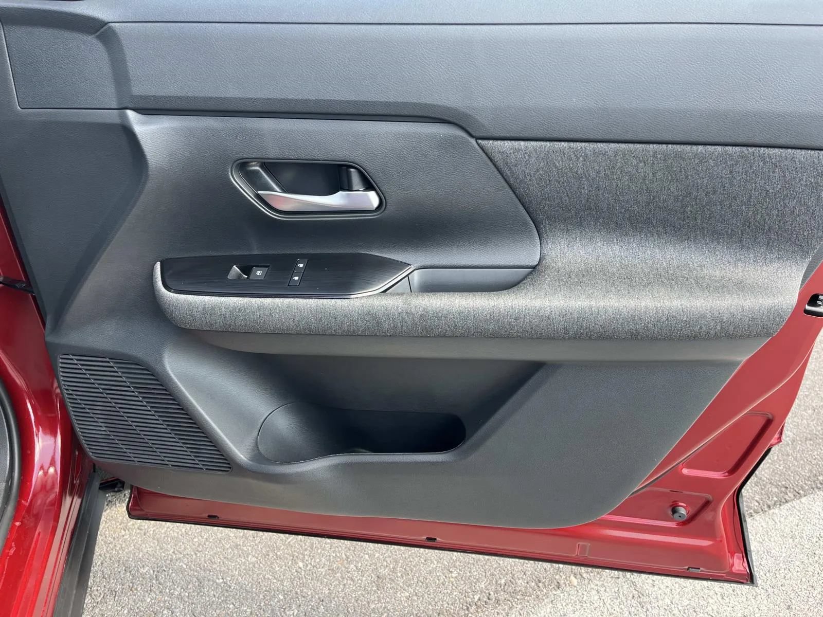 Used 2026 Nissan Kicks SV FWD image 18