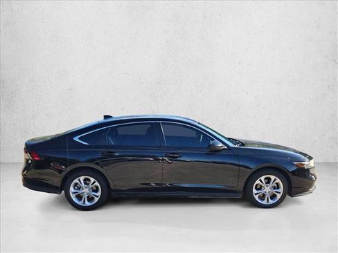 Used 2025 Honda Accord LX image 4