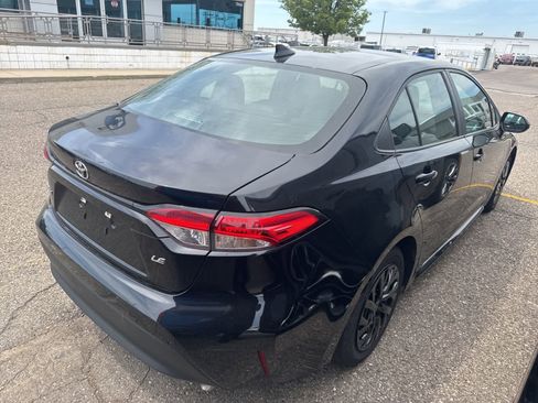 Used 2024 Toyota Corolla LE FWD image 12