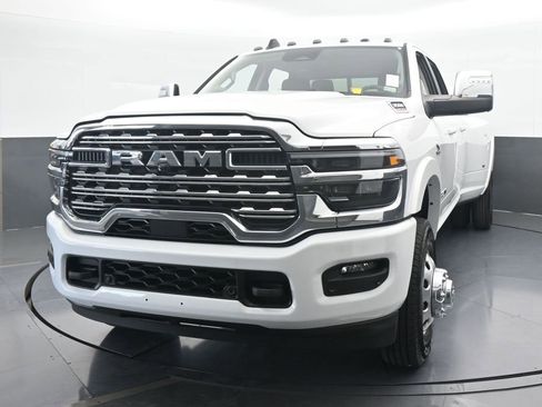 New 2025 RAM 3500 Longhorn w/ Max Tow Package image 5