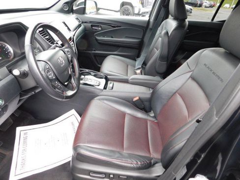 Used 2023 Honda Ridgeline Black Edition image 15