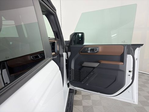 Certified 2022 Ford Bronco Outer Banks image 32