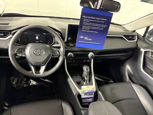 Used 2025 Toyota RAV4 XLE Premium w/ Weather Package AWD/4WD image 27