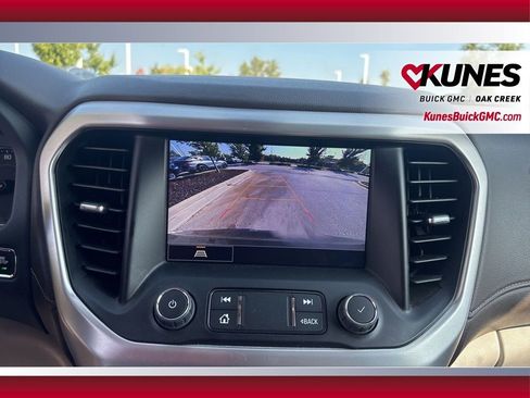 Used 2023 GMC Acadia SLT image 22