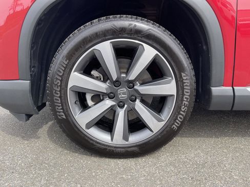 Used 2025 Honda Pilot Touring image 28