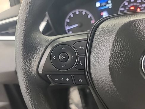 Used 2025 Toyota Corolla LE FWD image 29
