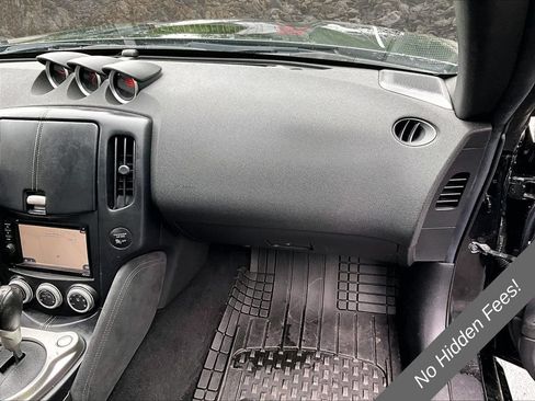 Used 2014 Nissan 370Z Touring w/ Sport Package RWD image 14