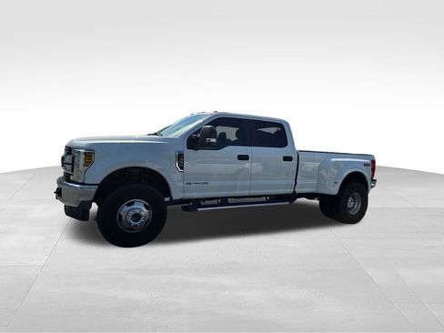 Used 2019 Ford F350 XL w/ STX Appearance Package AWD/4WD image 13