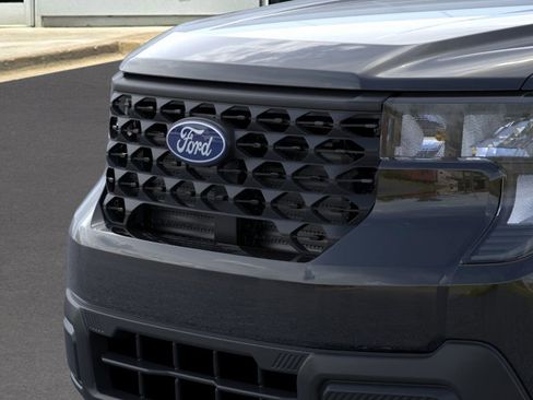 New 2025 Ford Maverick XL w/ Equipment Group 102A image 18