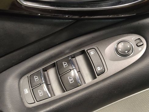 Used 2017 INFINITI Q50 3.0t Premium w/ Driver Assistance Package image 27