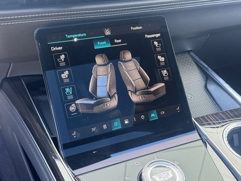 New 2026 Cadillac Escalade ESV Luxury w/ LPO, Radiant Package image 30