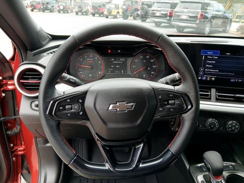 Used 2024 Chevrolet Trax RS image 22