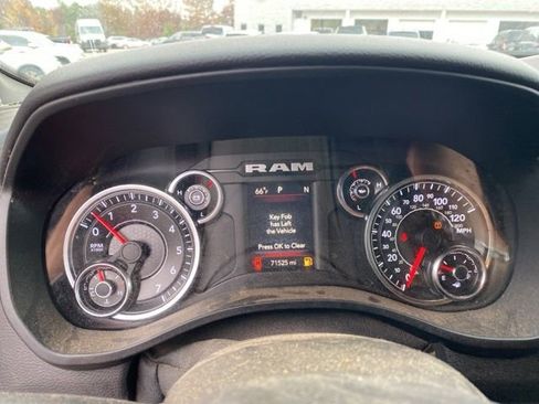 Used 2021 RAM 1500 Big Horn image 21