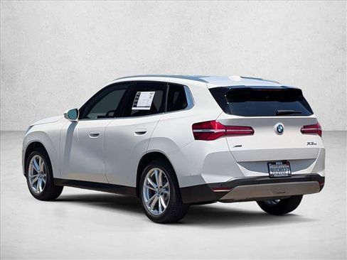Used 2025 BMW X3 xDrive30 w/ Premium Package AWD/4WD image 8