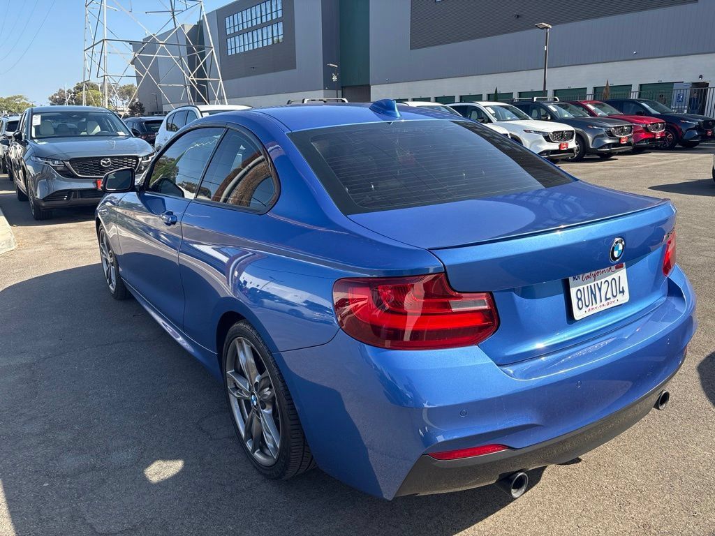 Used 2015 BMW M235i Coupe RWD image 8