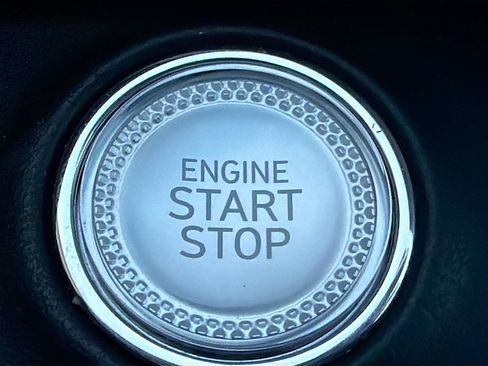 Used 2022 Genesis GV80 2.5T w/ Prestige Package 04 image 36