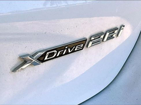 Used 2018 BMW X1 xDrive28i AWD/4WD image 21